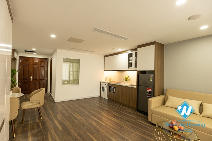 Modern, bright 1-bedroom apartment for rent in Hoan Kiem